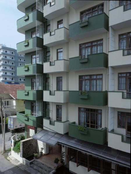 Lafala Hotel and Service Apartment, Dehiwala-Mount Lavinia 2/100