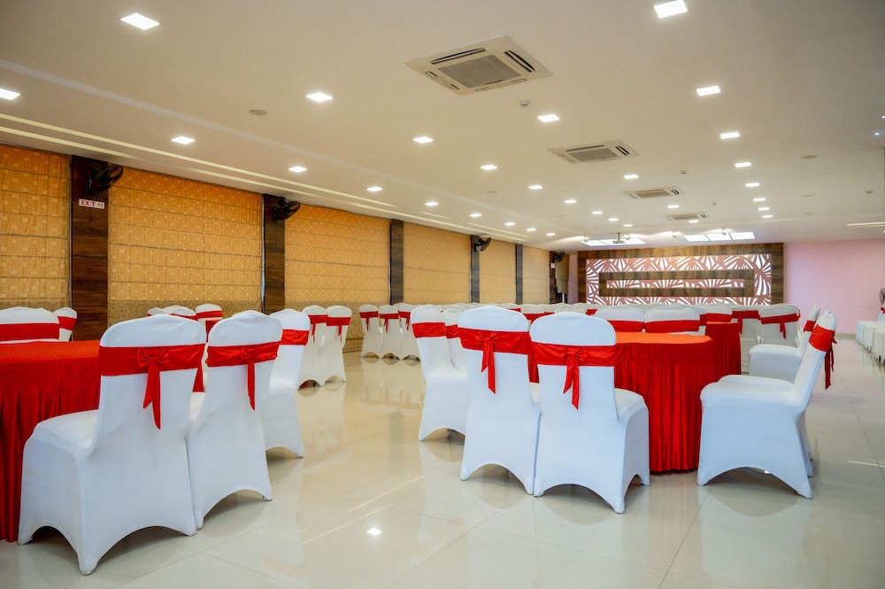 Hotel Mansha Regency 42/50