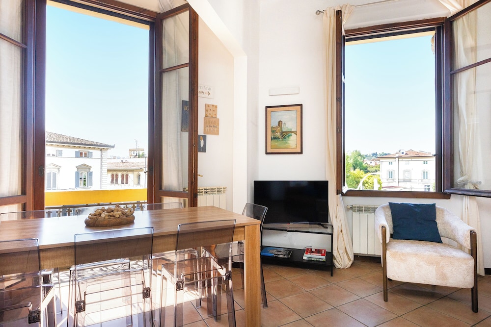 Rental In Rome Rosselli Palace Apartment 5 34/49