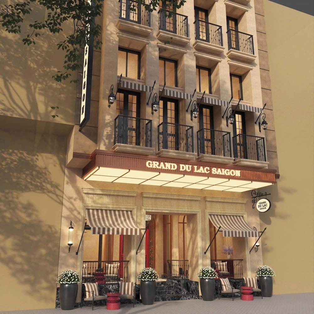 GRAND HOTEL du LAC Boutique Saigon 6/49
