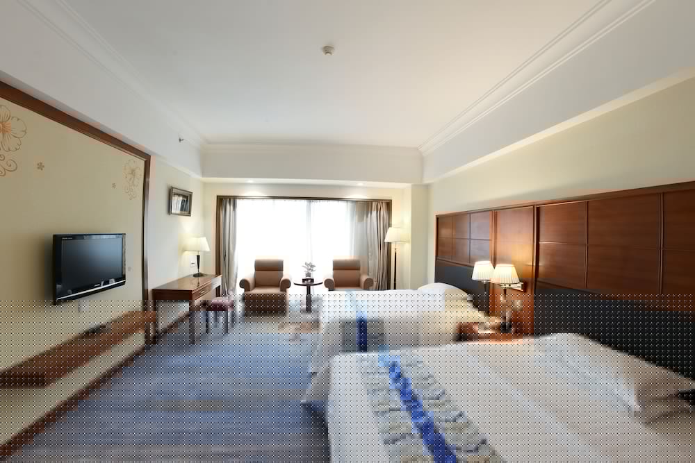 Gladden Hotel Jiangmen 8/61