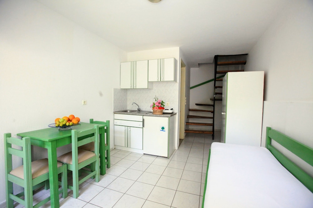 Anatoli Apartments 22/32