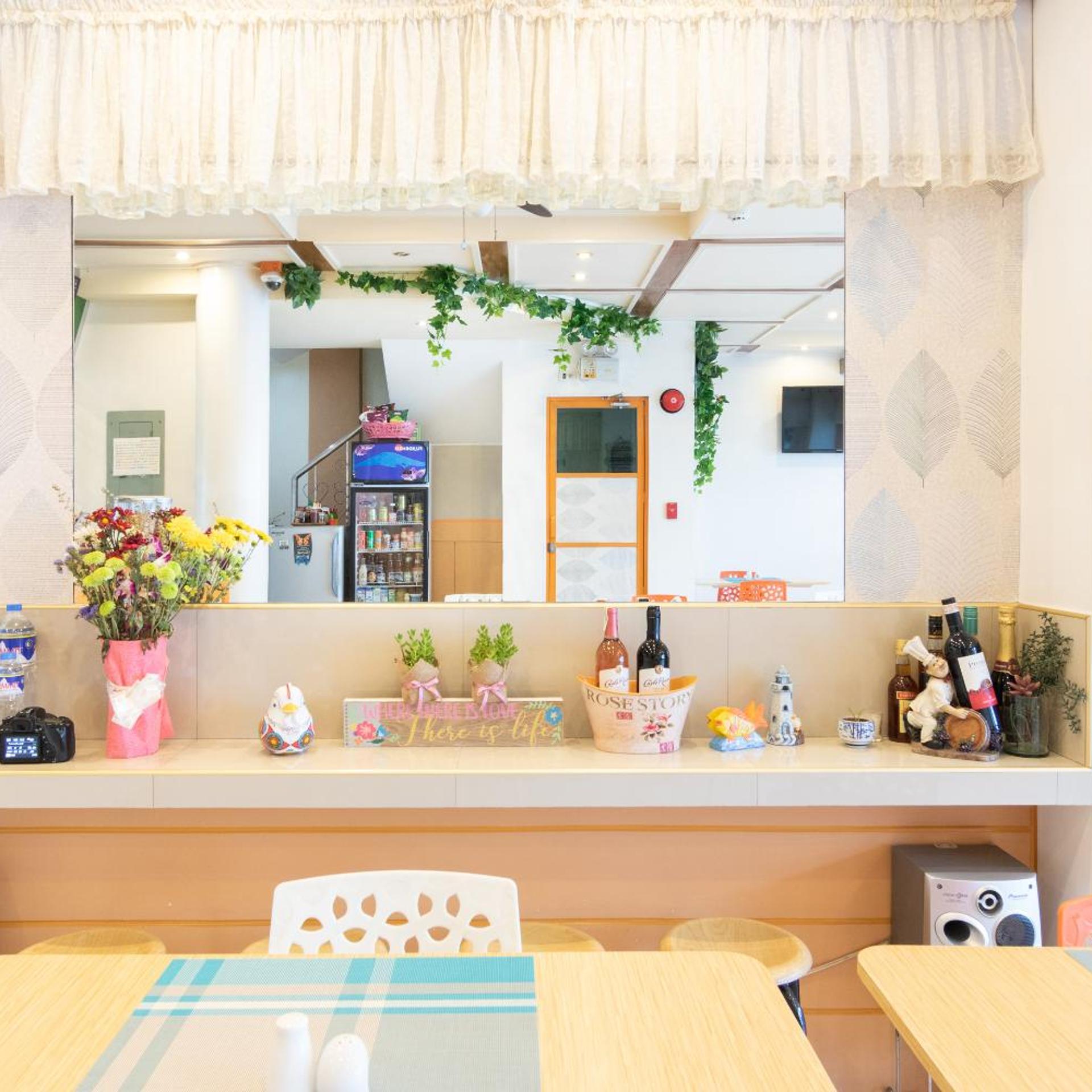 Starlight Bed And Breakfast 8/50