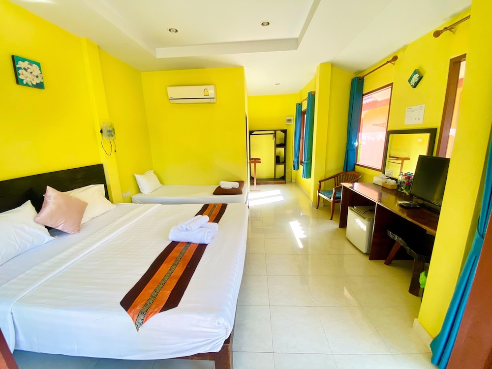 Pranmanee Beach Resort 12/50