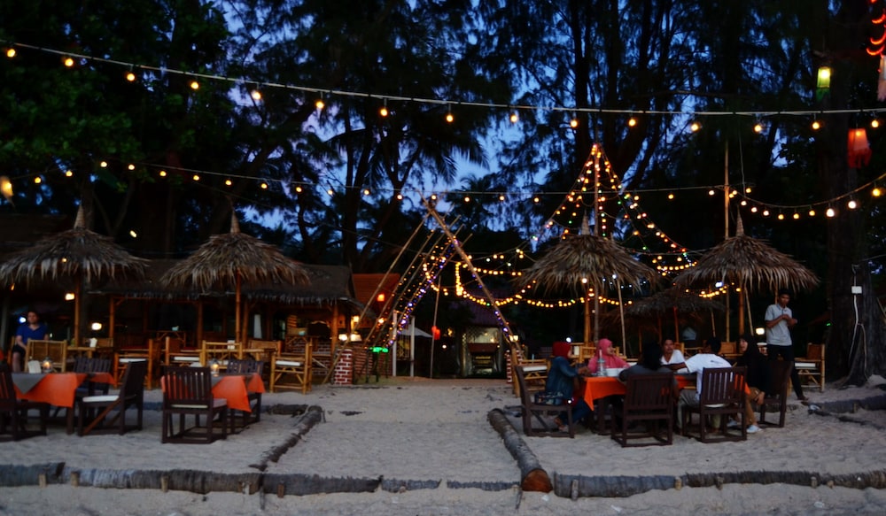 Sayang Beach Resort 46/60
