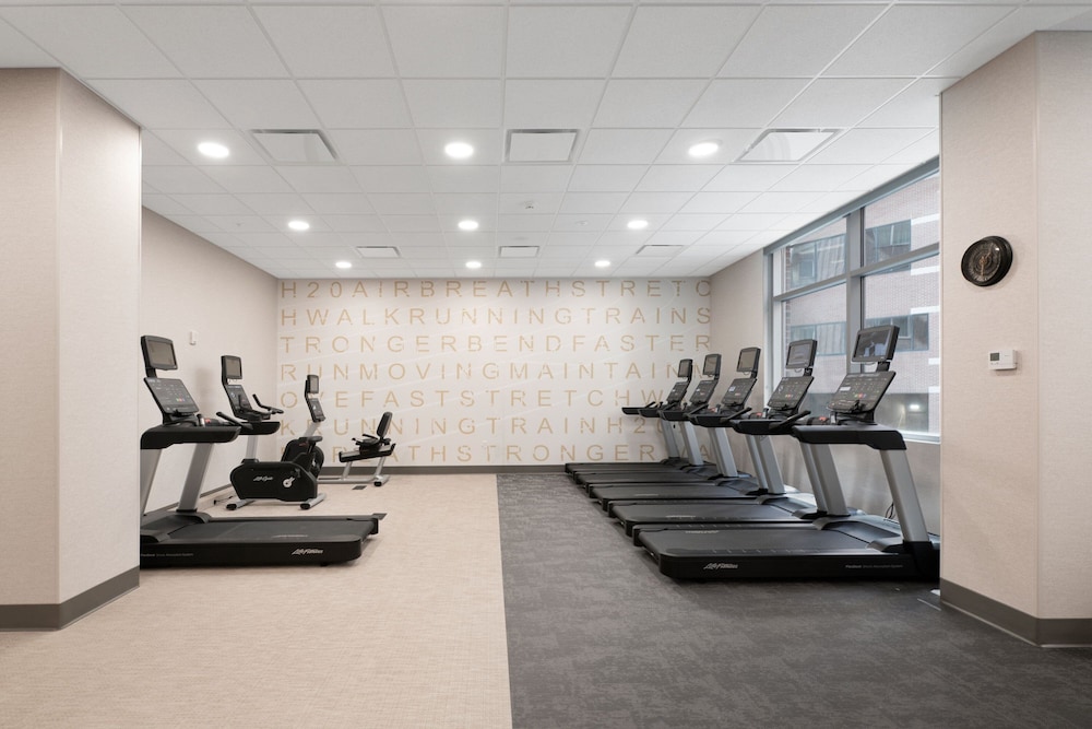 Residence Inn by Marriott St. Louis Clayton 13/33