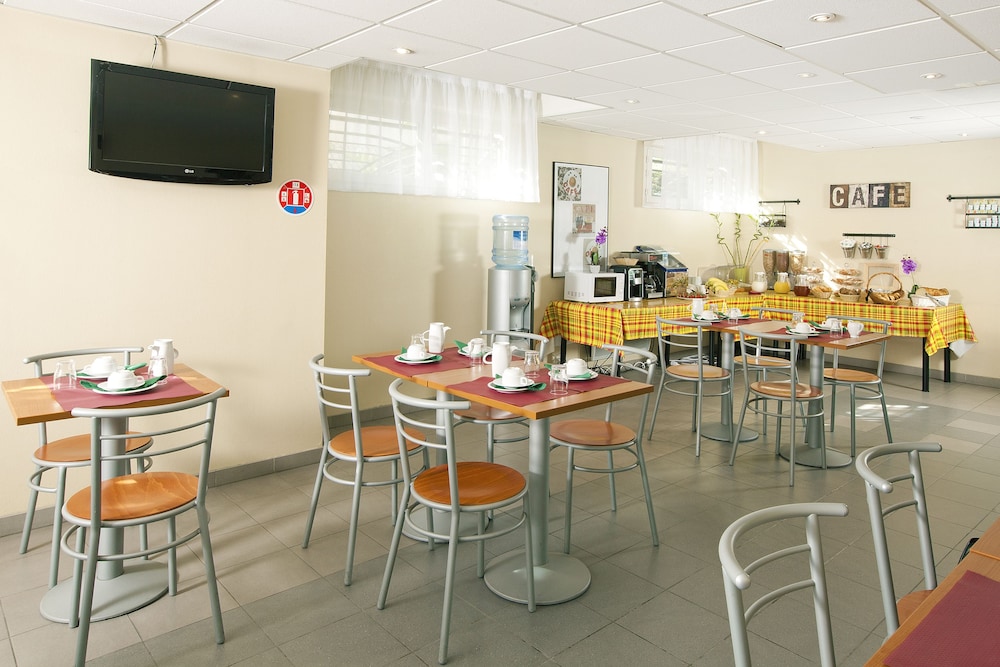 Sejours Affaires Paris Nanterre 32/39