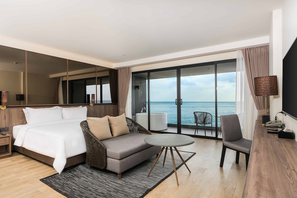 Room, Double Bed, Ocean Front, Skybath