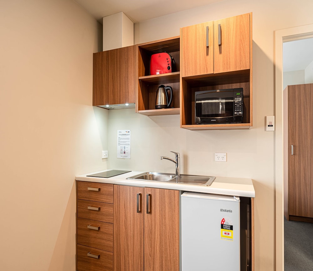 311 Motel Riccarton 57/71
