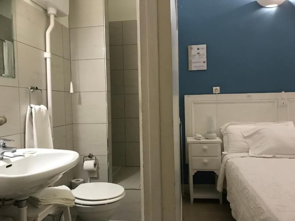 Azur Hotel 49/59