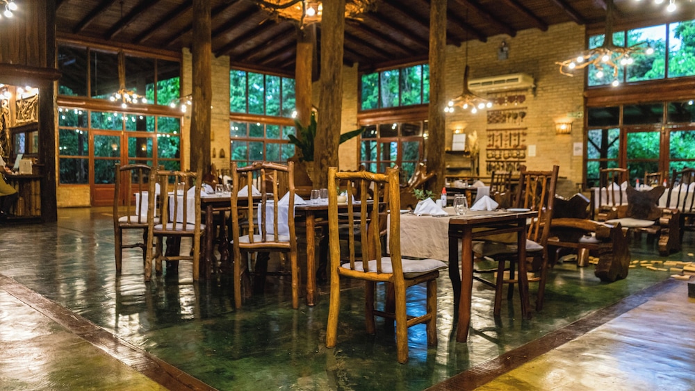 LA ALDEA DE LA SELVA LODGE 37/43
