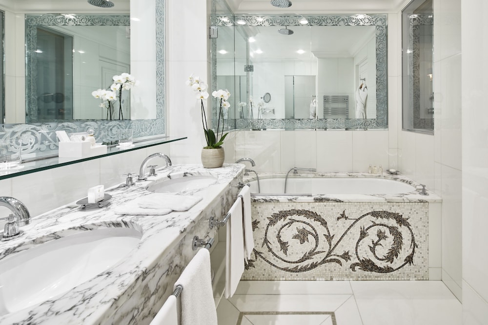 غرفة ديلوكس، Hotel Plaza Athenee 5/7