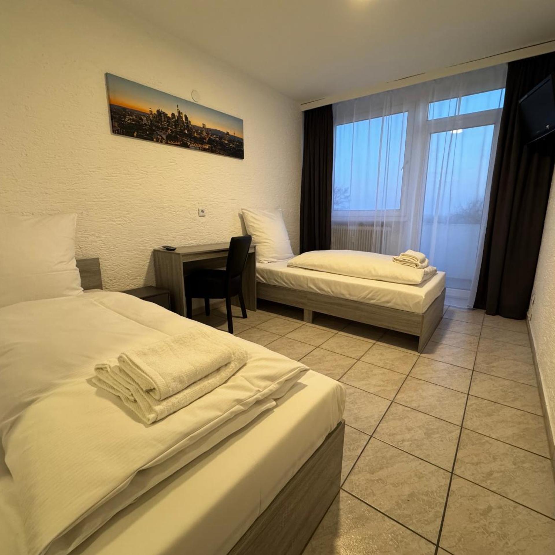 Hotel Main Taunus 7/18