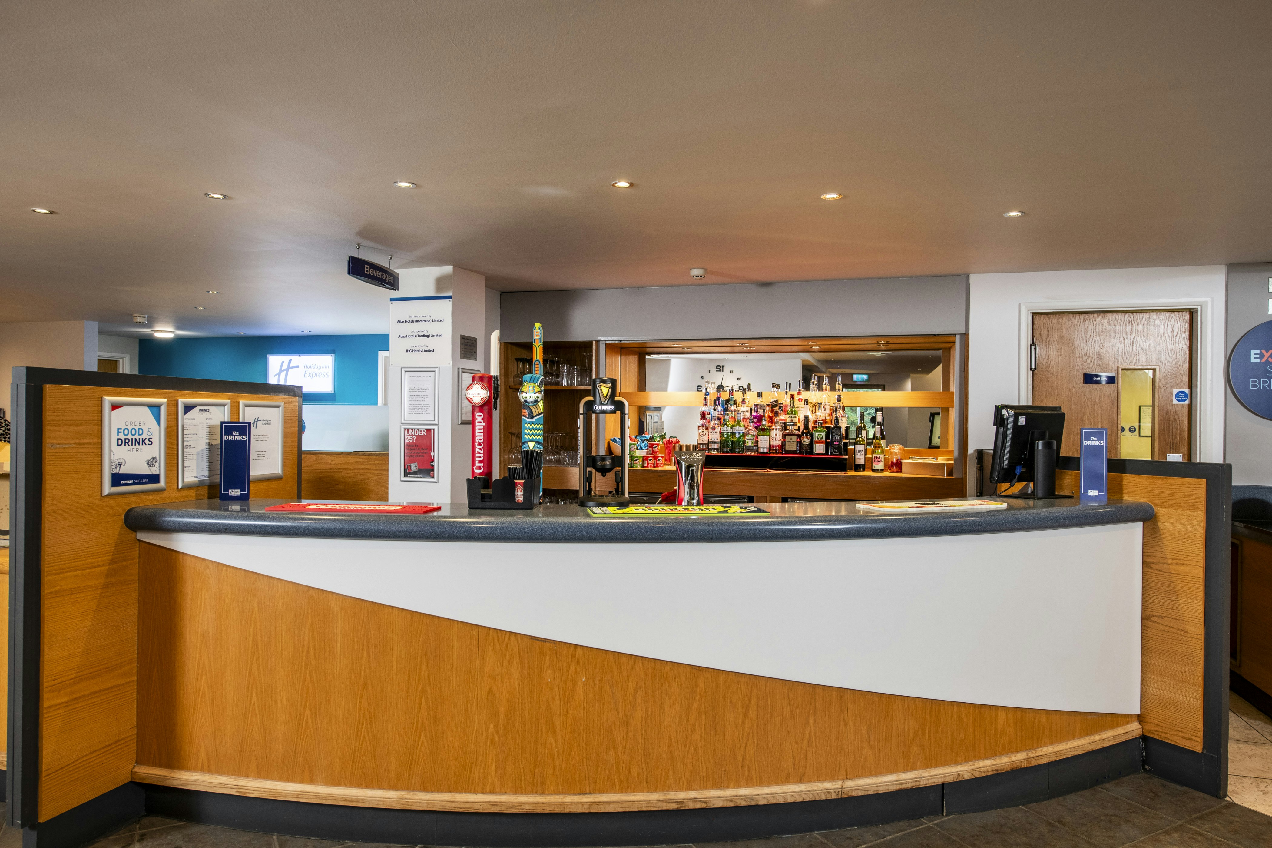 Holiday Inn Express Inverness 7/31