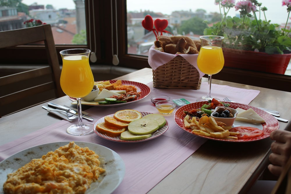 Emine Sultan Hotel 48/59