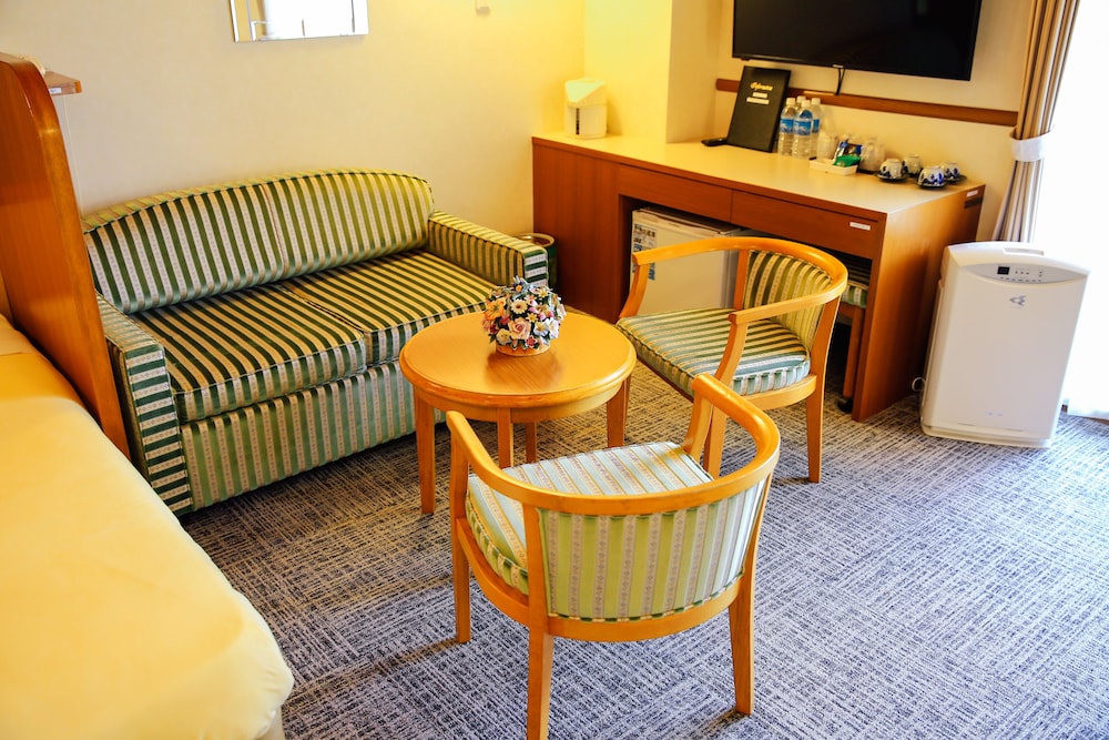 Shinnishiki Hotel 46/68