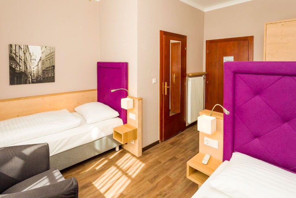 STANDARD, TWIN BEDS