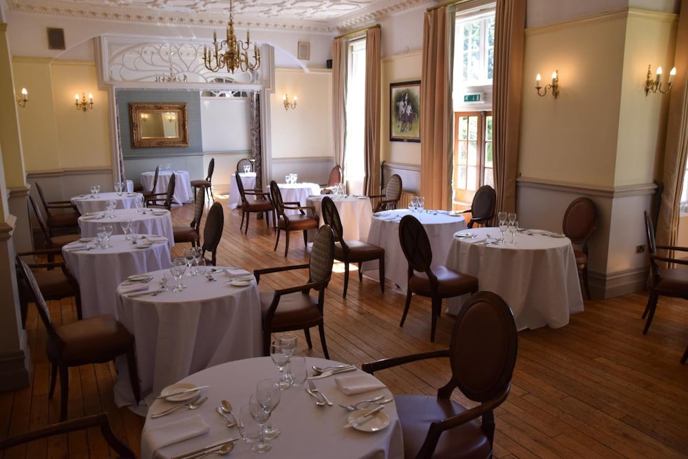 Nunsmere Hall Hotel 38/50