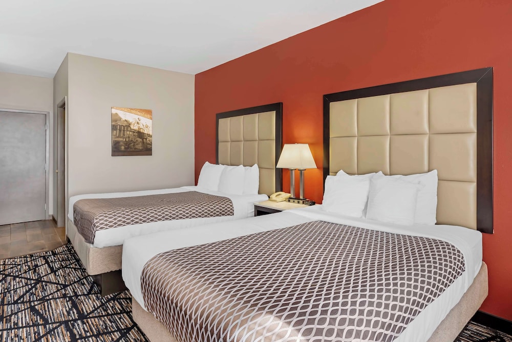 Standard, 2 Queen Beds