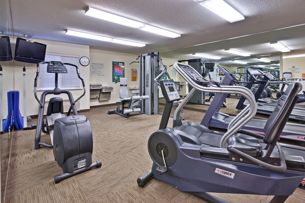 Candlewood Suites Indianapolis 24/39