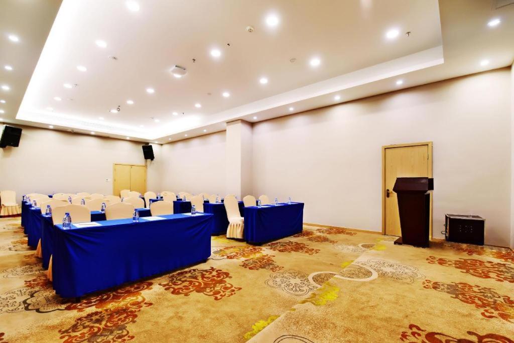 Kyriad Hotel (Yiyang Xiufeng Park) 39/39