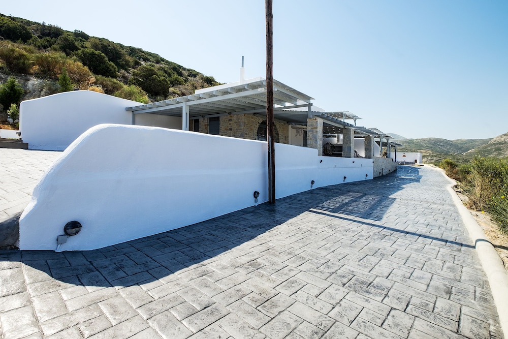 Paros Nereids Villas 43/50