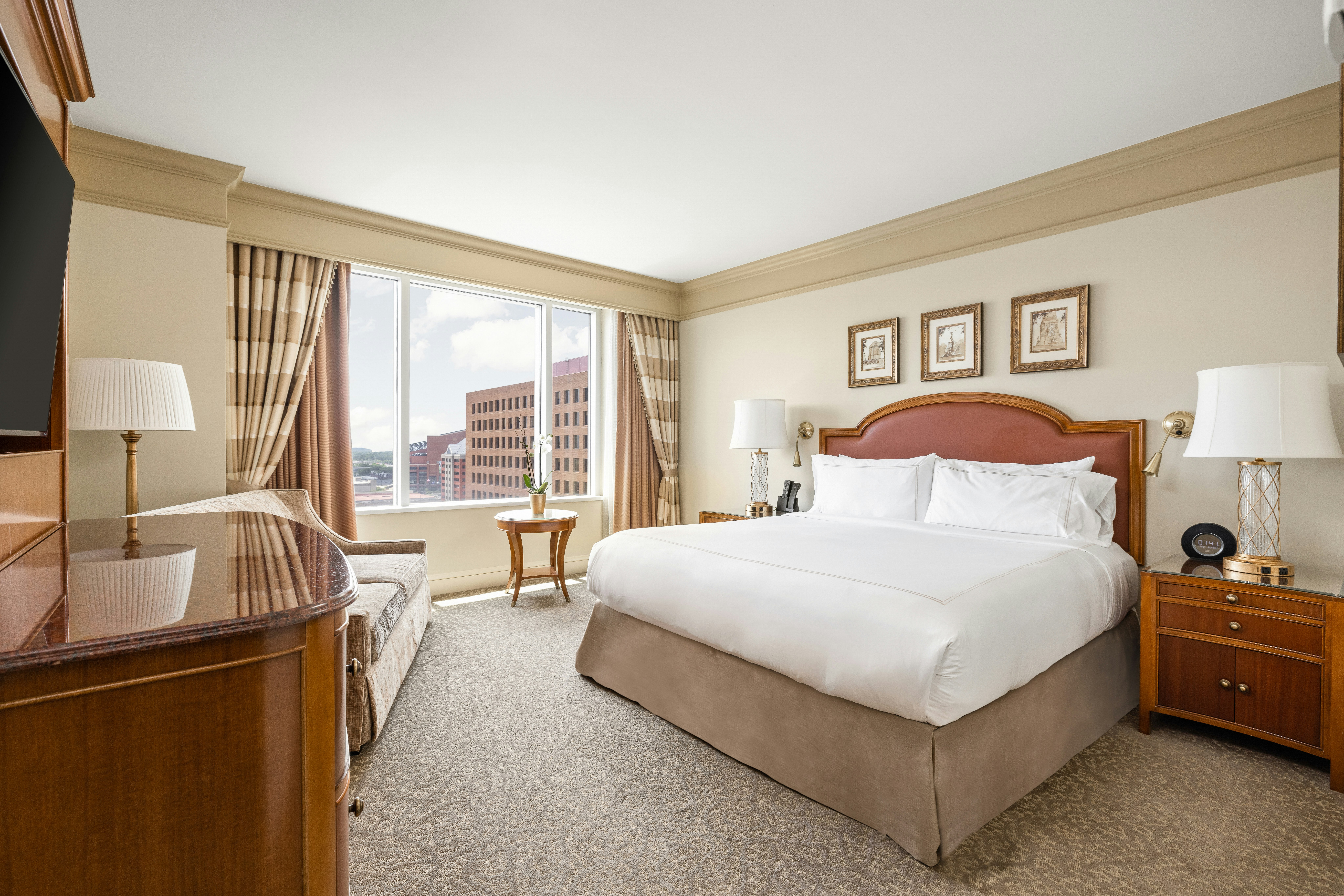 Cityscape, Suite, King Bed