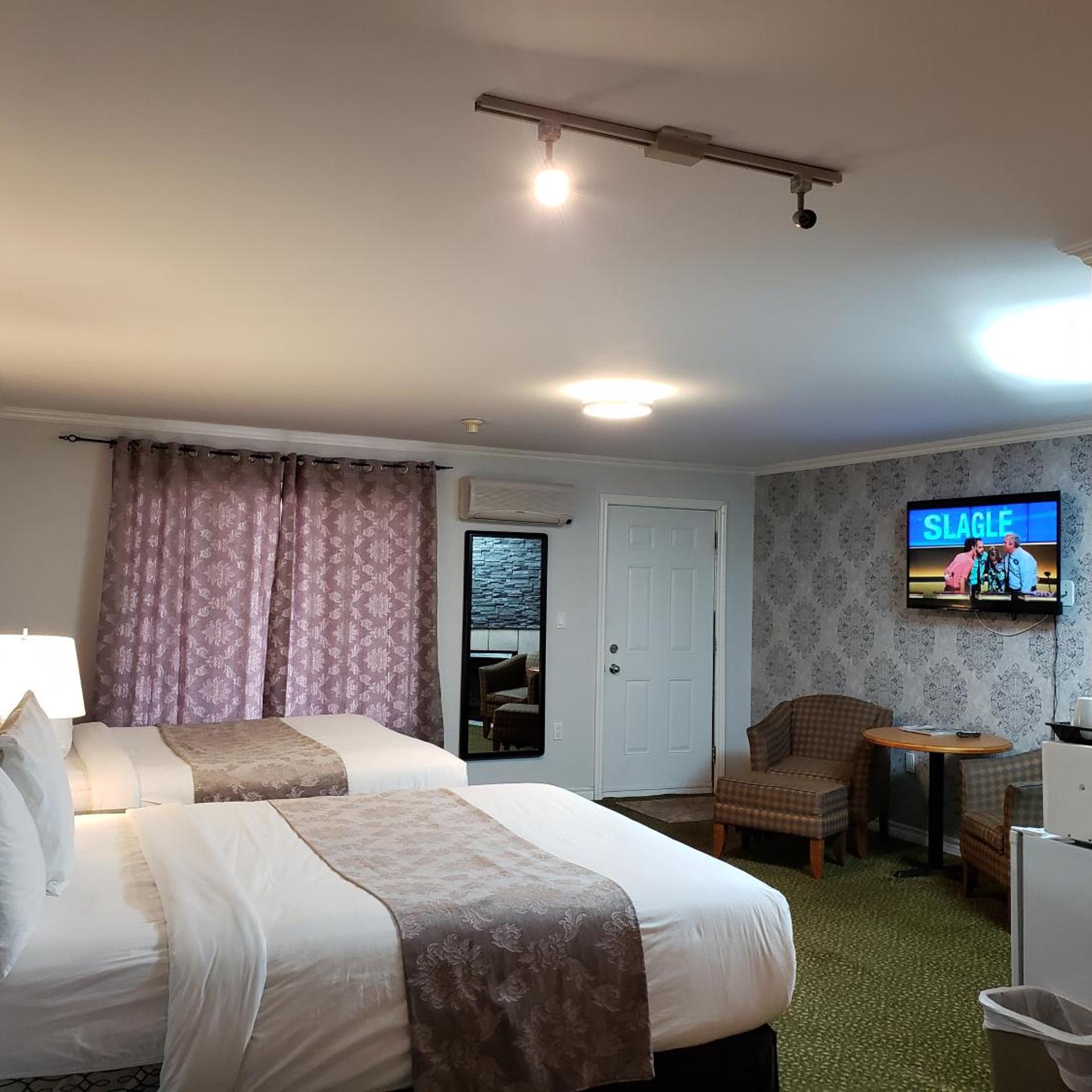 Regency Inn & Suites 3/33