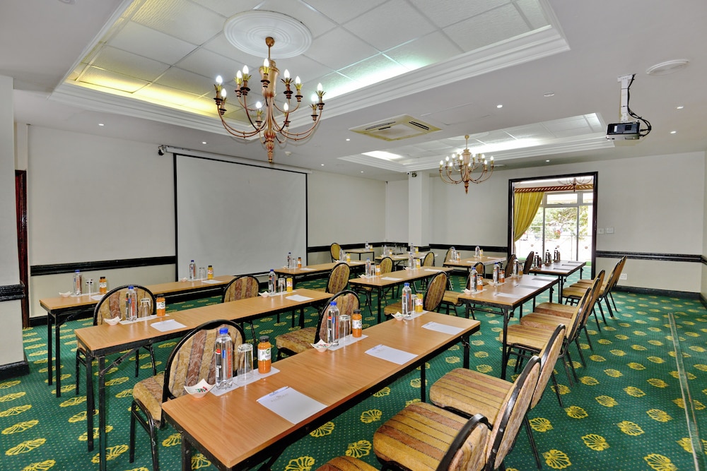 The Balmoral Hotel 48/62