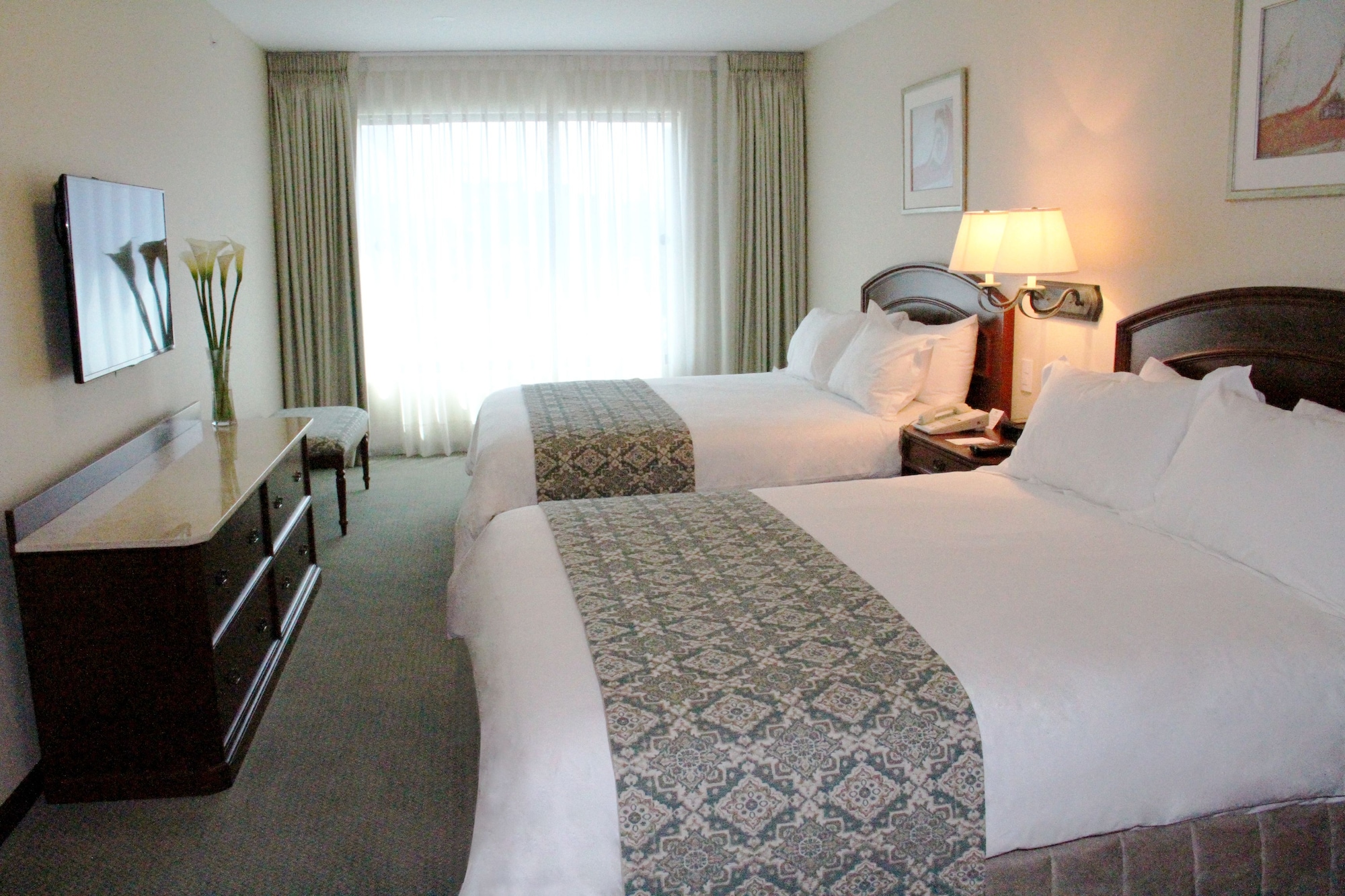 EXECUTIVE, SUITE, 2 DOUBLE BEDS