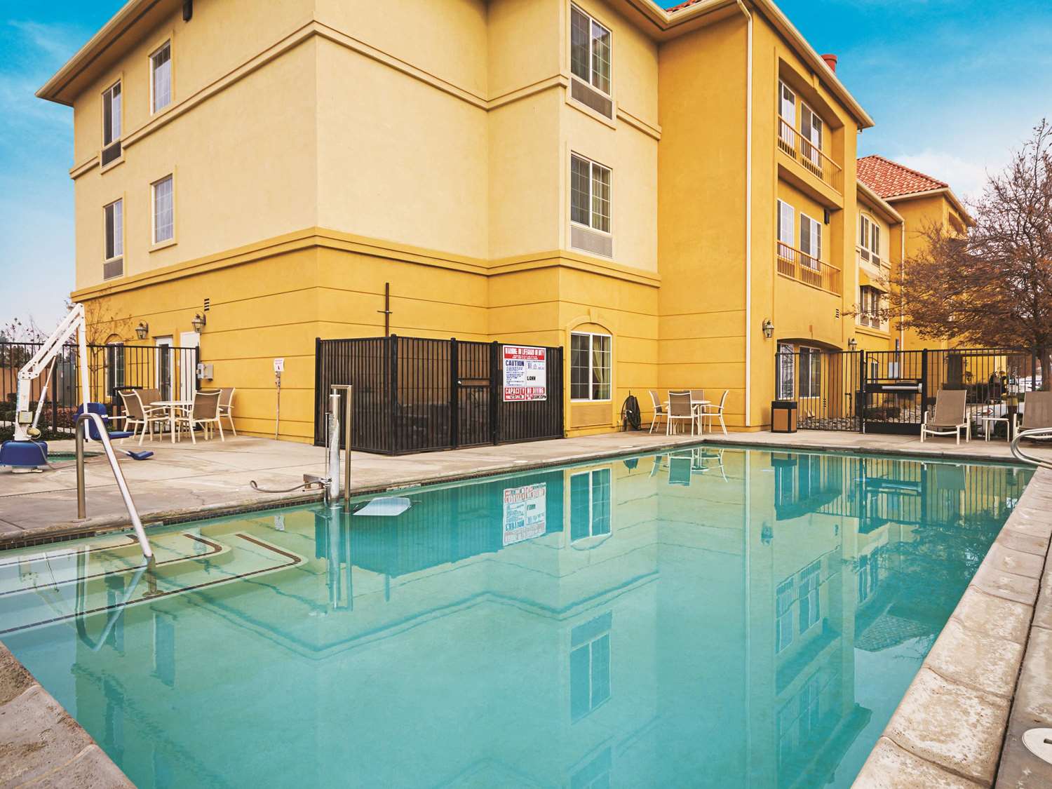 La Quinta Inn & Suites by Wyndham Fresno Northwest 5/44