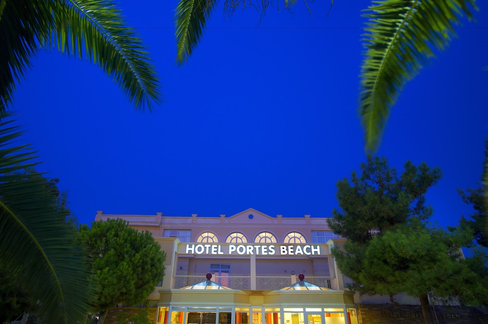 Portes Beach Hotel 6/64
