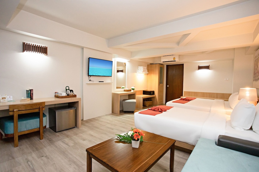 Villa Cha Cha Krabi Beachfront Resort 25/69