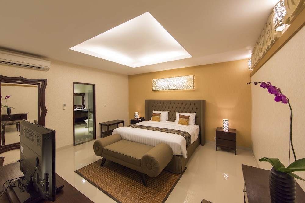 Flamingo Dewata Suite 21/87