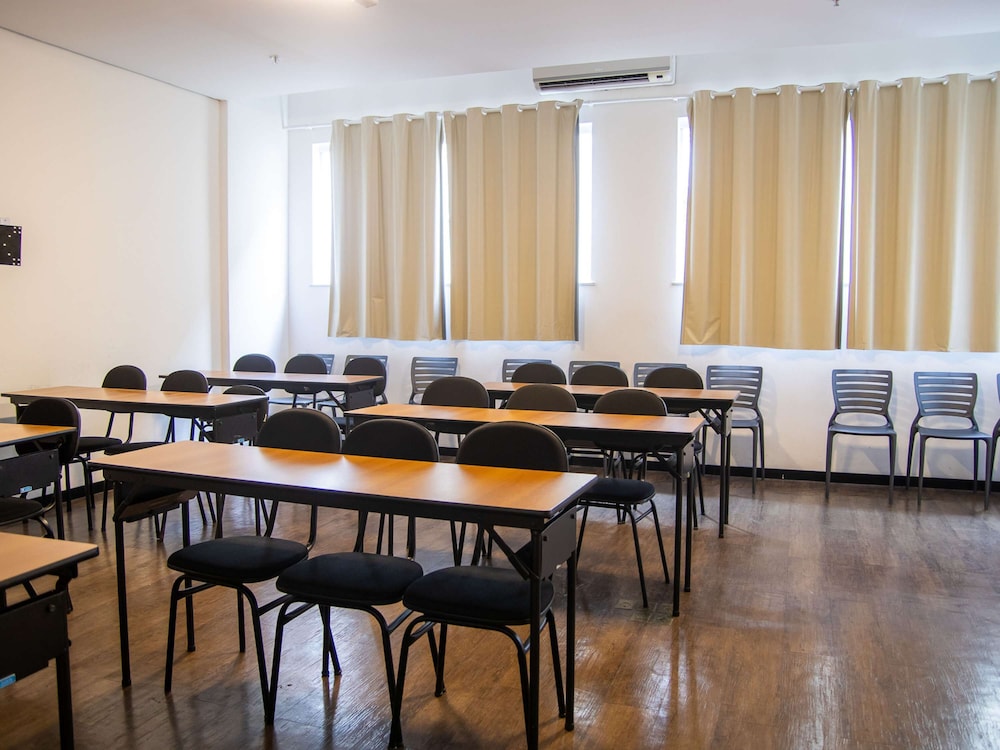 Ibis Styles Tres Rios 38/46