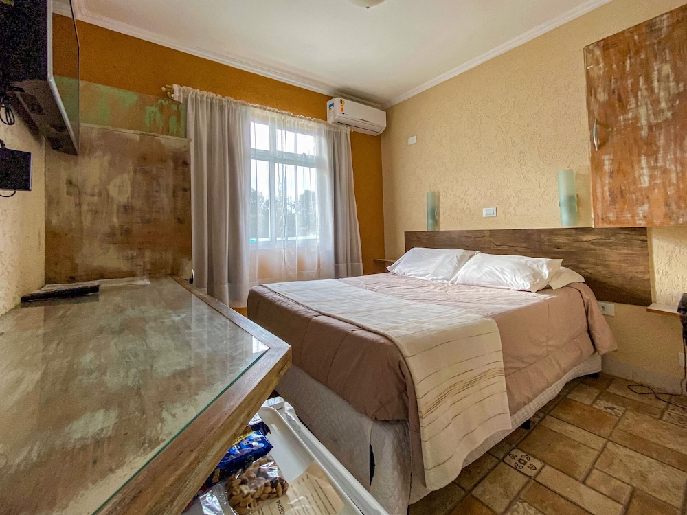 Anhangava Hotel Pousada 31/64