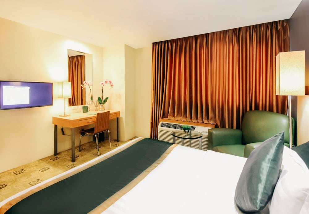 Greenhills Elan Hotel Modern 30/56