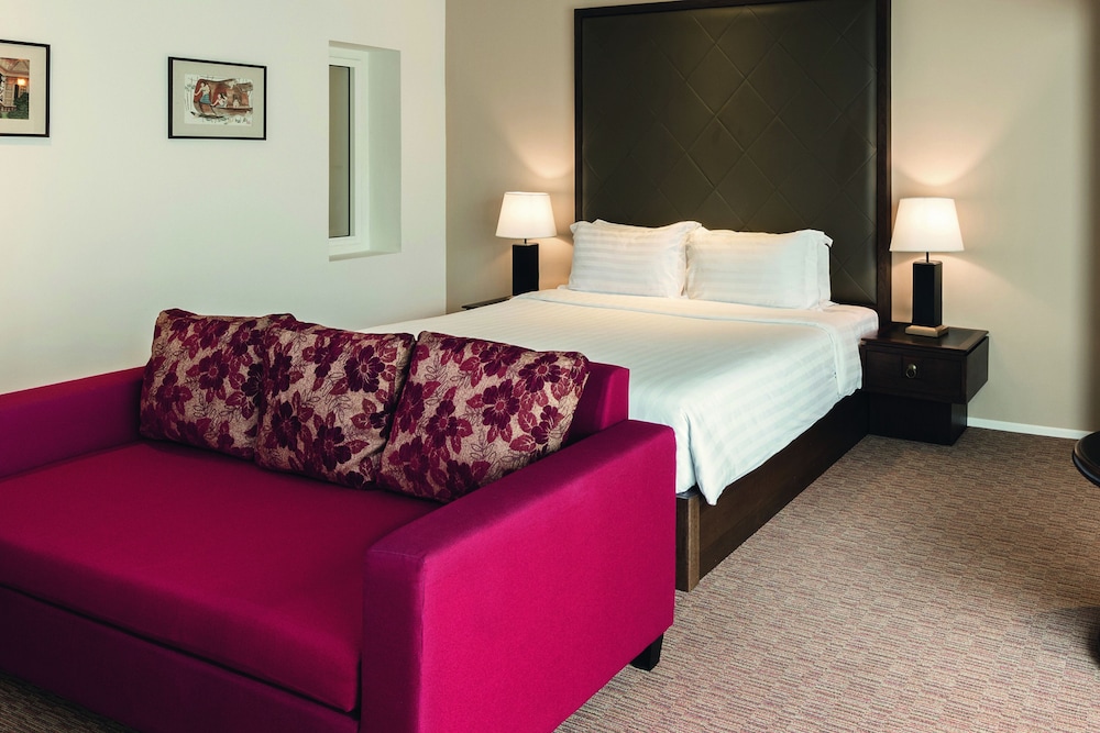 Movenpick Suriwongse Hotel Chiang Mai 25/70