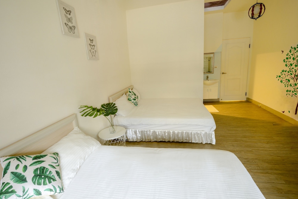 Rabbit house hotel 9/50