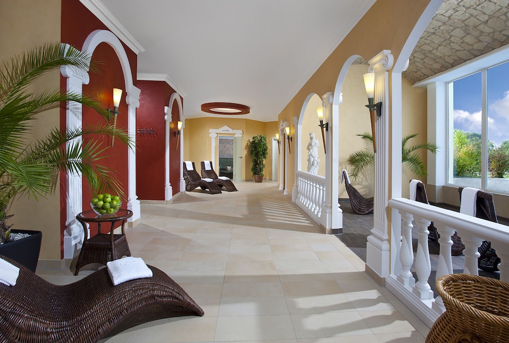 Dorint Marc Aurel Spa & Golf Resort 5/73