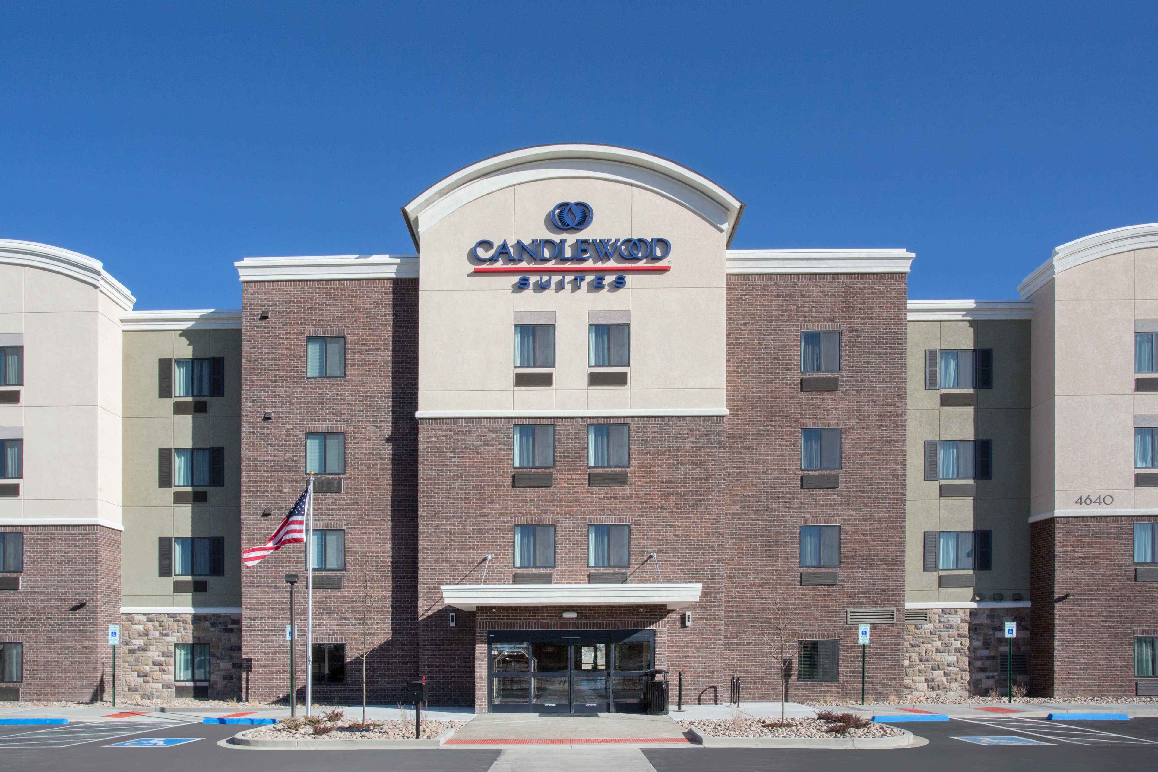 CANDLEWOOD SUITES PUEBLO 31/33
