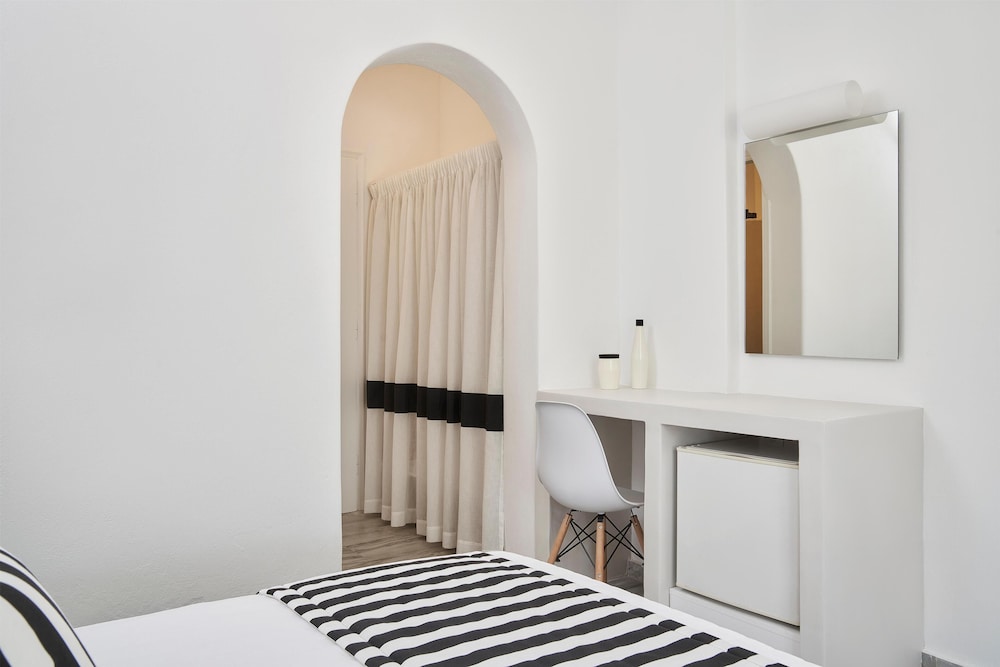 High Mill Hotel Paros 69/70