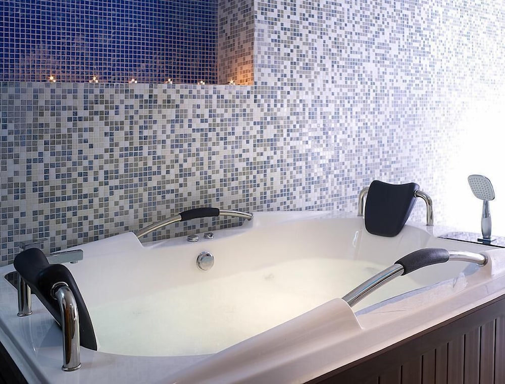 Arion Hotel 46/54