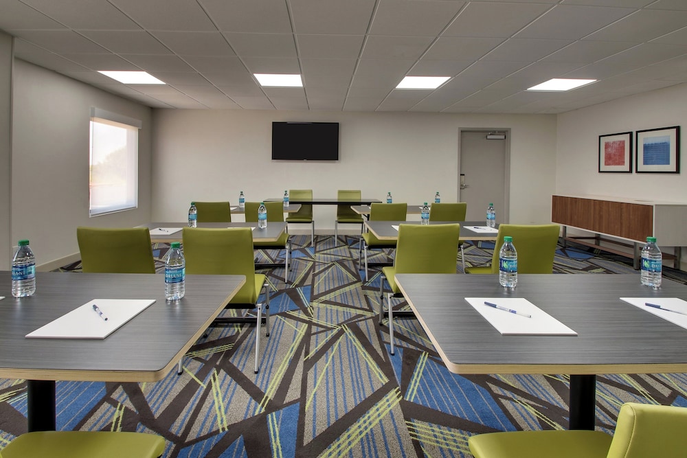 Holiday Inn Express Atlantic City W Pleasantville Ex Comfort Inn Suites West Atlantic City 54/70