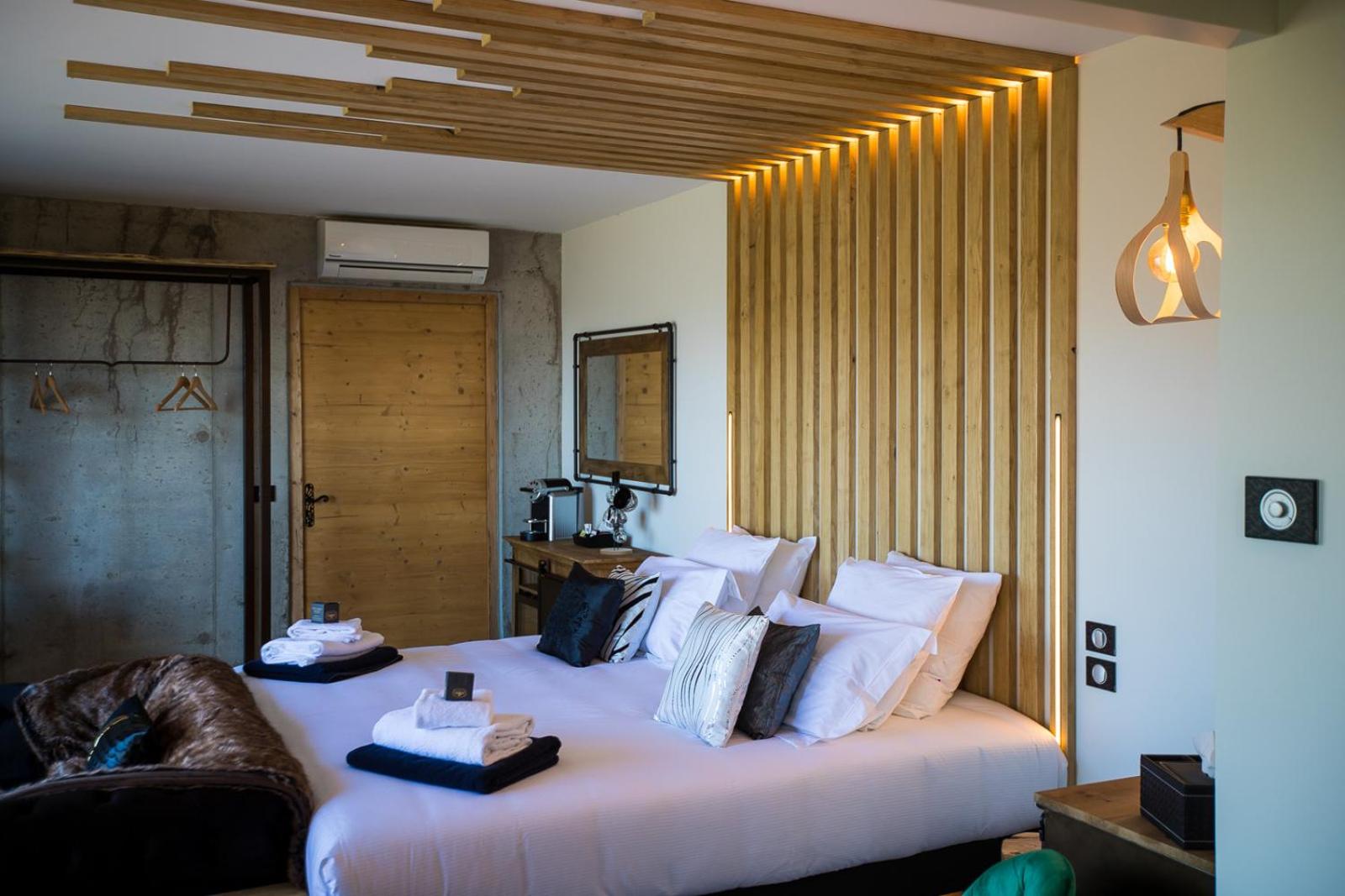 Hotel Le Tourisme 38/63