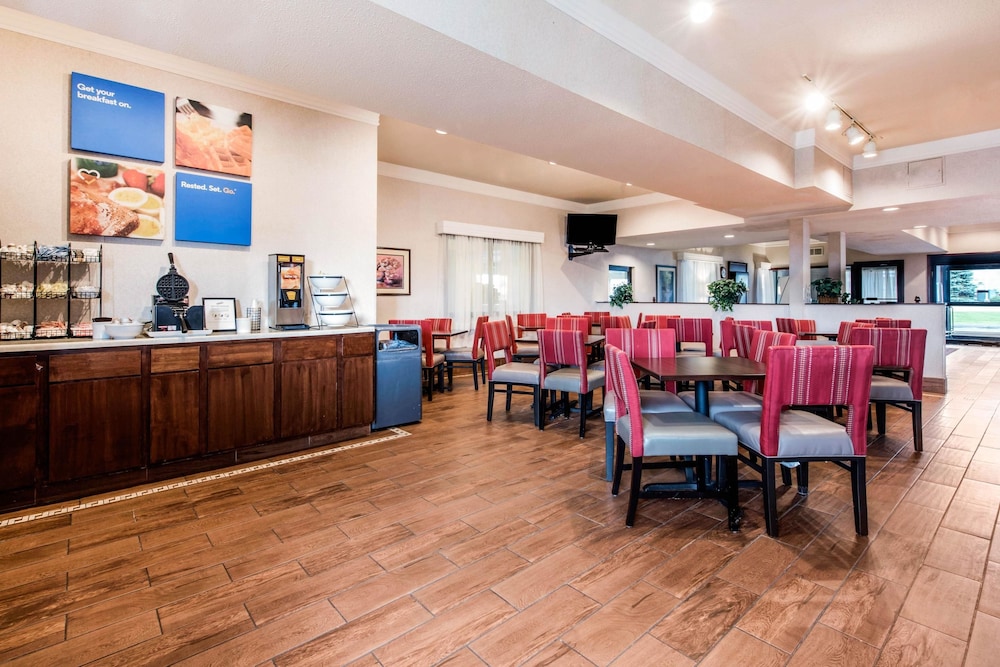 Comfort Inn & Suites Streetsboro - Kent 20/27