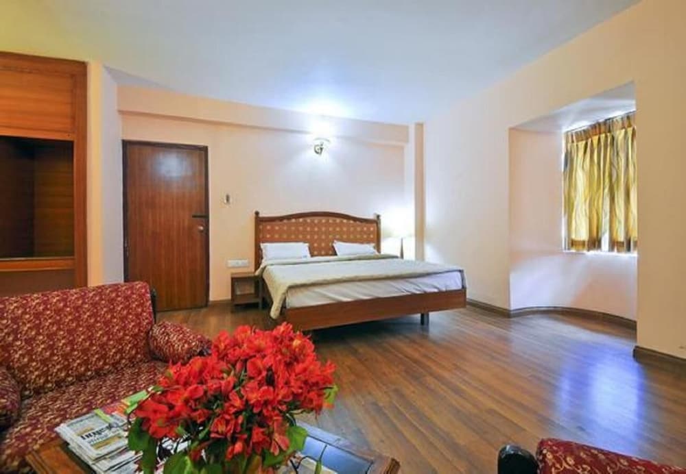 HOTEL BLUE BIRD 15/31