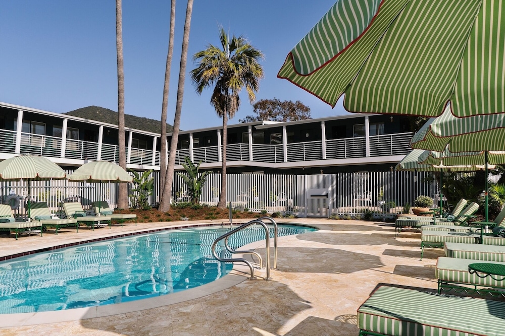Le Petit Pali Laguna Beach 51/55