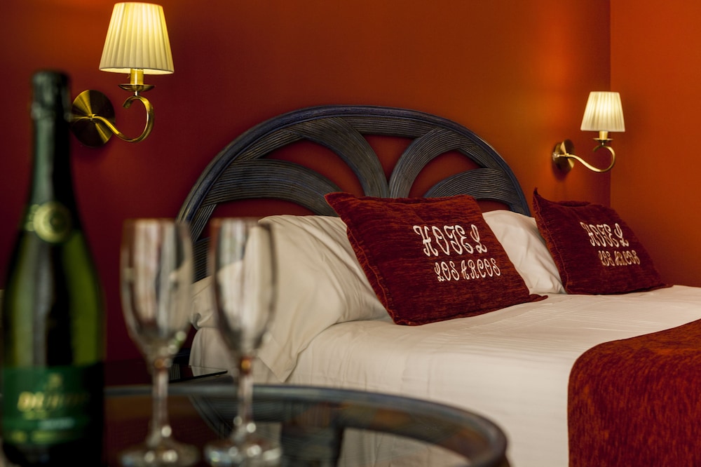 Hotel Los Arcos 5/63