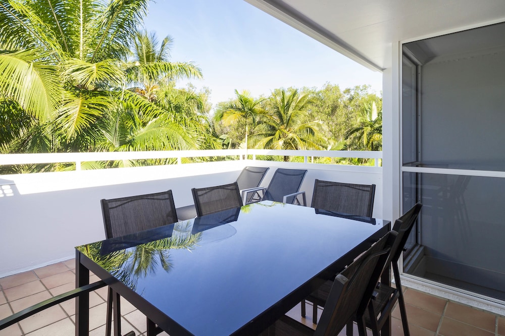 Apartments At the White House Port Douglas 47/65